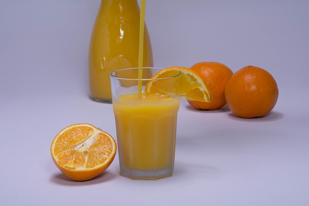 can dogs drink orange juice