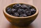 can dogs eat prunes