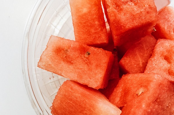how to prepare watermelon to dogs
